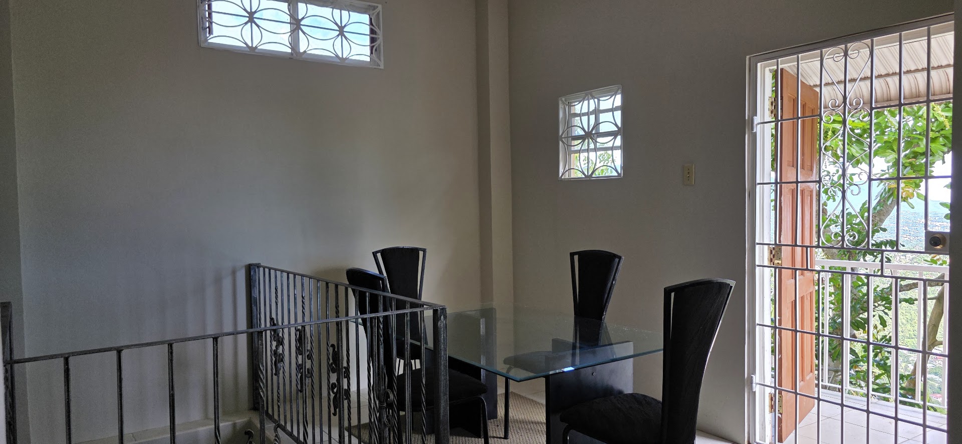 1 Bedroom with City Views Dining-Room-1-bedroom-apartment-smokeyvale-kingston-jamaica