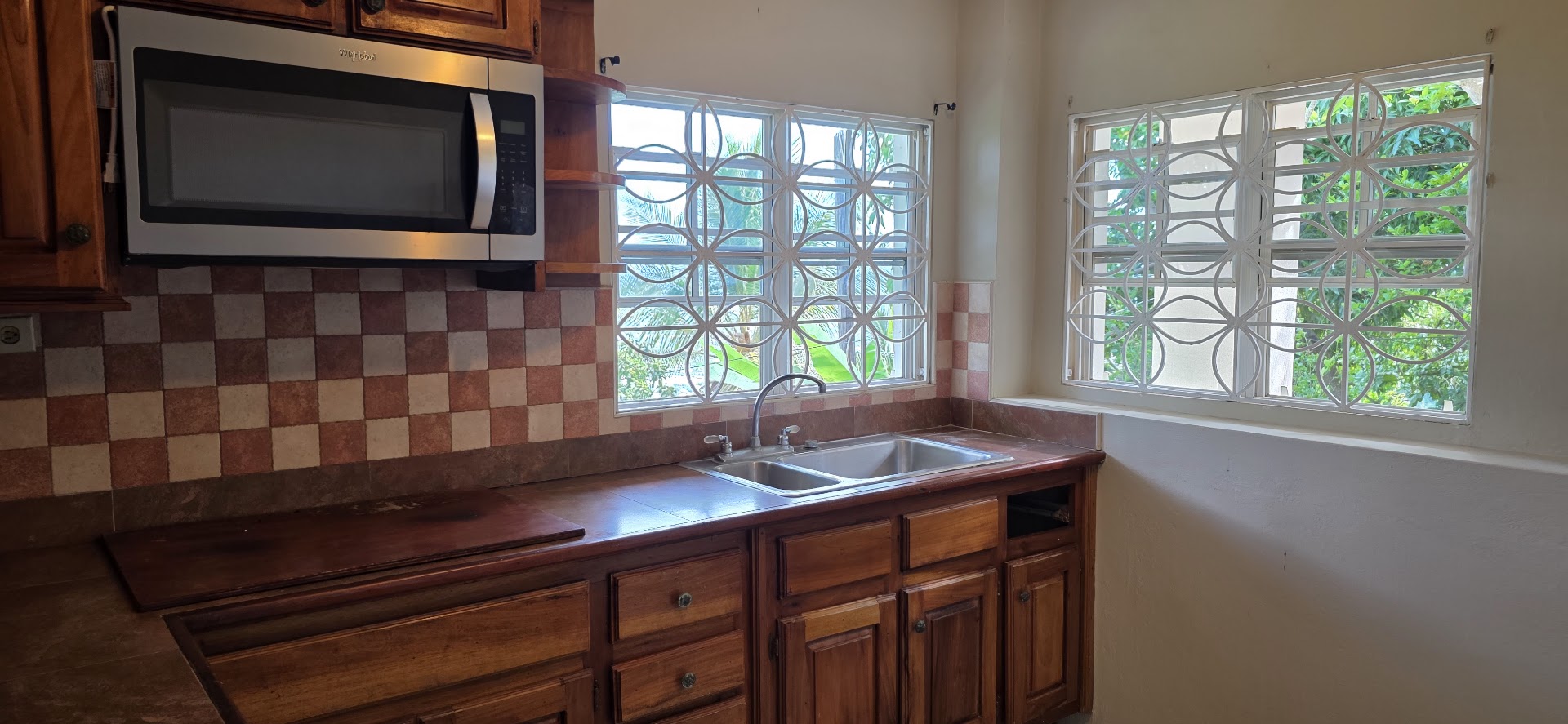 1 Bedroom with City Views Kitchen-View-1-bedroom-apartment-smokeyvale-kingston-jamaica