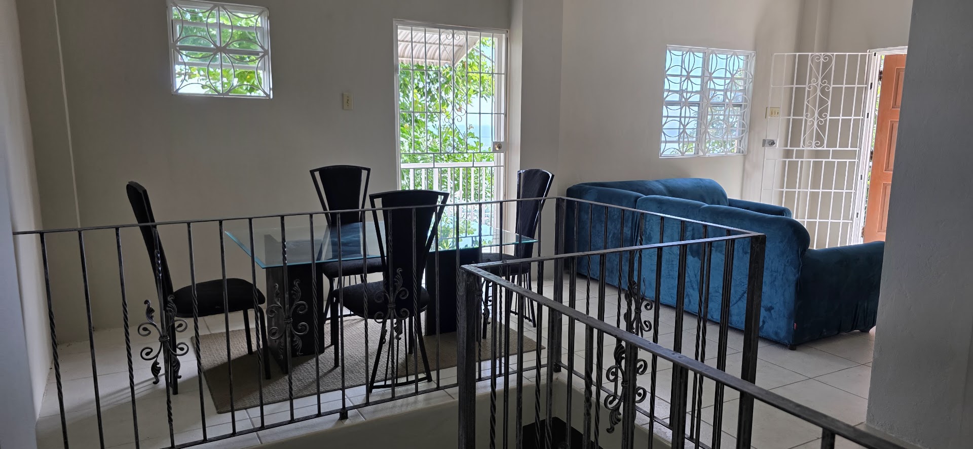 1 Bedroom with City Views Living-Dining-room-1-bedroom-apartment-smokeyvale-kingston-jamaica